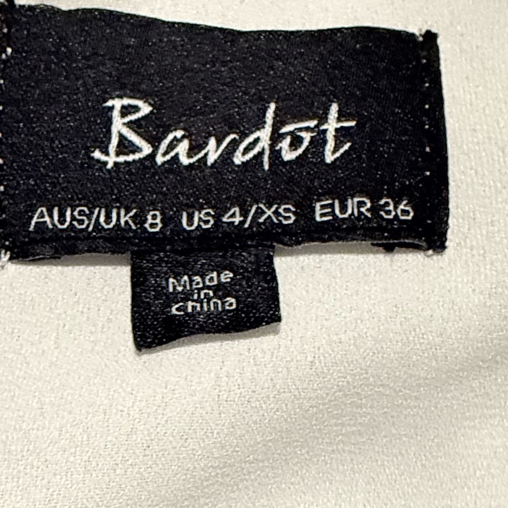 Bardot White Long Sleeve Dress - Picture 8 of 10